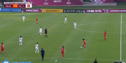 半场-杨莉娜低级失误王霜扳平比分 中国女足1-1越南