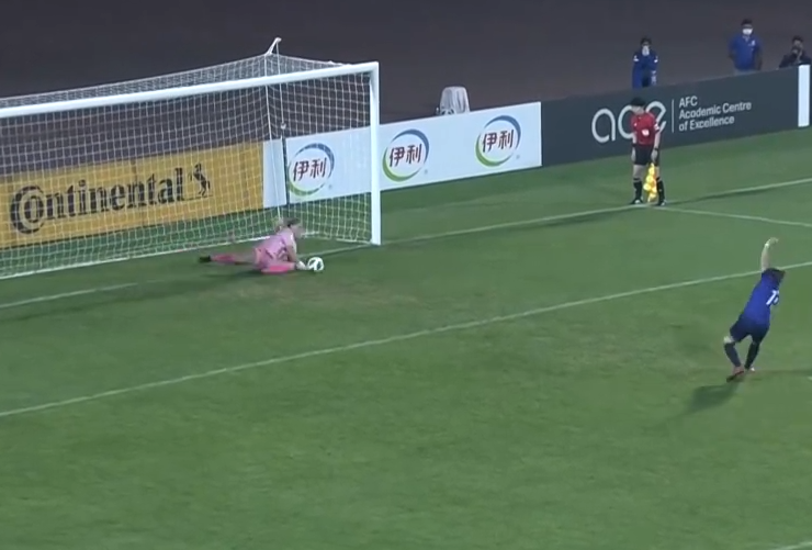 4-3绝杀！亚洲杯冷门诞生，点球大战晋级4强，<a href=