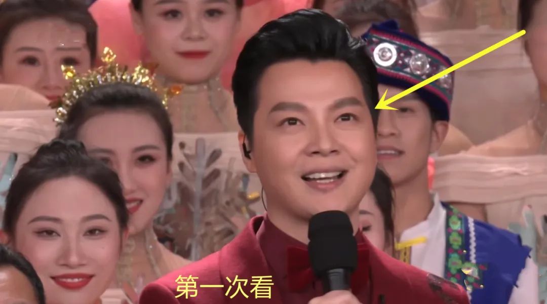 为了零点报时 任鲁豫偷看6次计时器