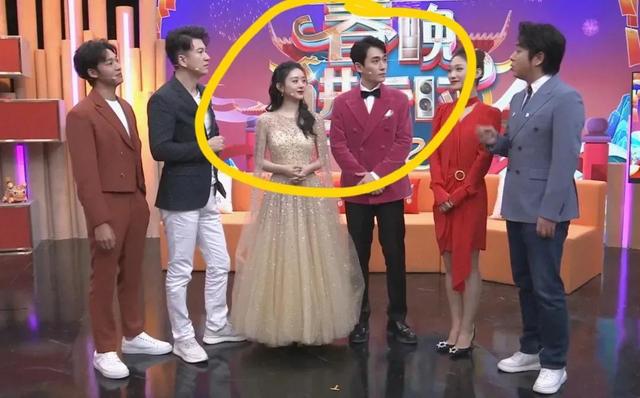 第一次上央视春晚的明星:邓超活跃,赵丽颖拘谨,马凡舒气质超群休闲区蓝鸢梦想 - Www.slyday.coM 第一次上央视春晚的明星:邓超活跃,赵丽颖拘谨,马凡舒气质超群休闲区蓝鸢梦想 - Www.slyday.coM