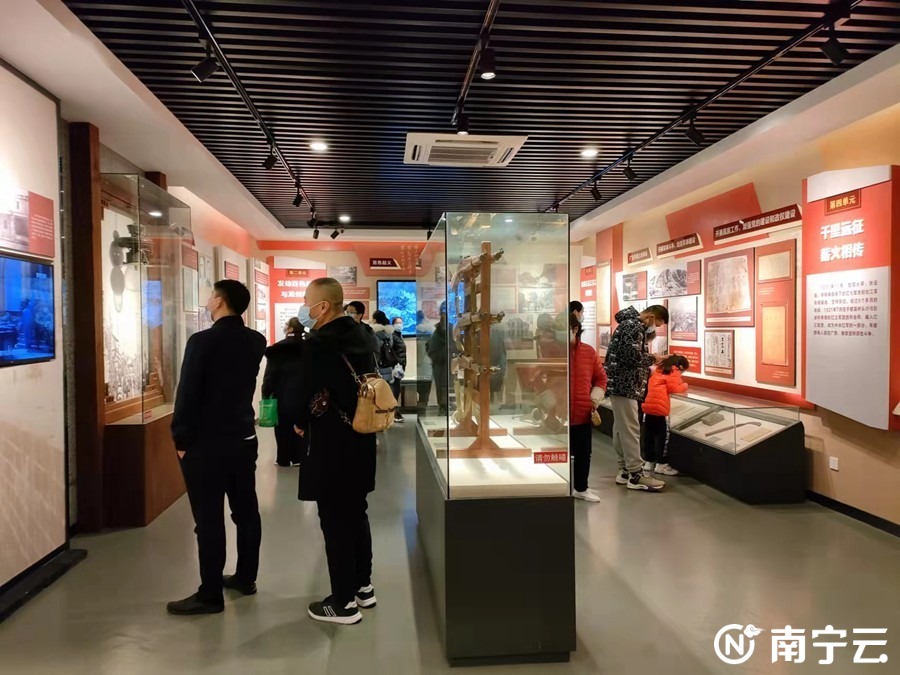 新春走基层休闲区蓝鸢梦想 - Www.slyday.coM 新春走基层休闲区蓝鸢梦想 - Www.slyday.coM