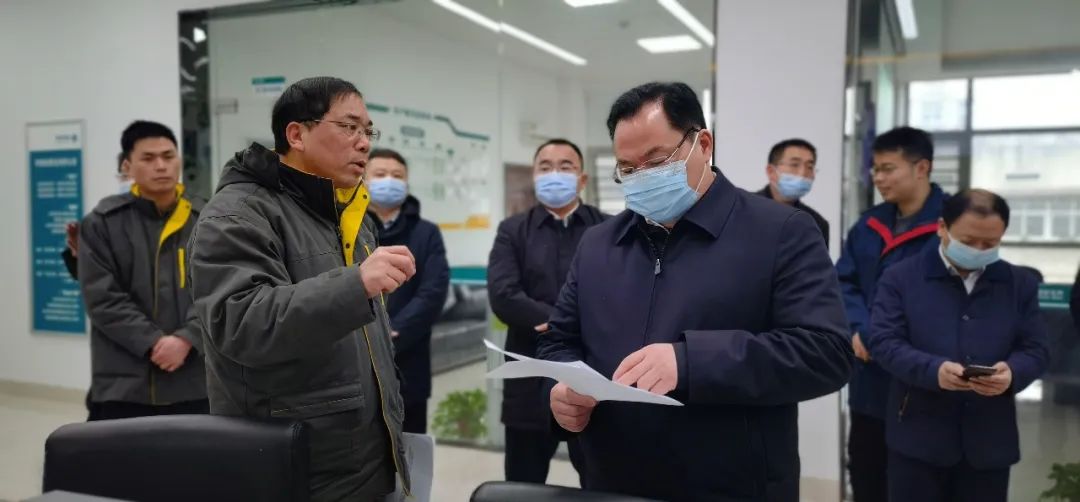 冷水江市委副书记,市长陈创业统筹安排应对极端低温雨雪天气电力保障