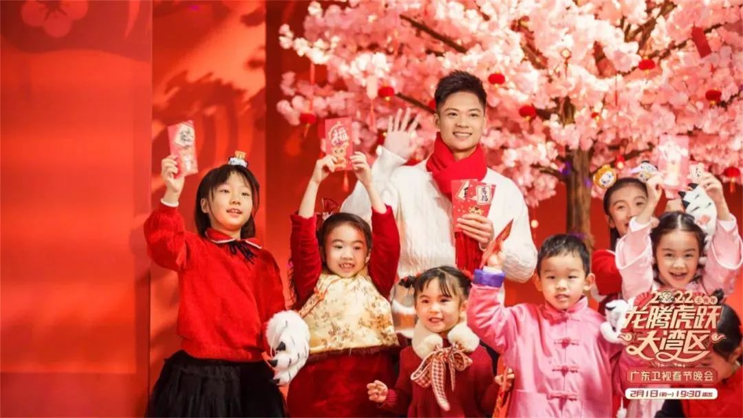 苏炳添今晚亮相广东春晚!丨网络中国节·春节休闲区蓝鸢梦想 - Www.slyday.coM 苏炳添今晚亮相广东春晚!丨网络中国节·春节休闲区蓝鸢梦想 - Www.slyday.coM