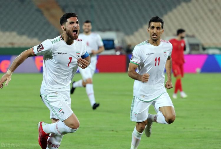 1-0，拒绝放水，豪取4连胜，亚洲第1反超<a href=