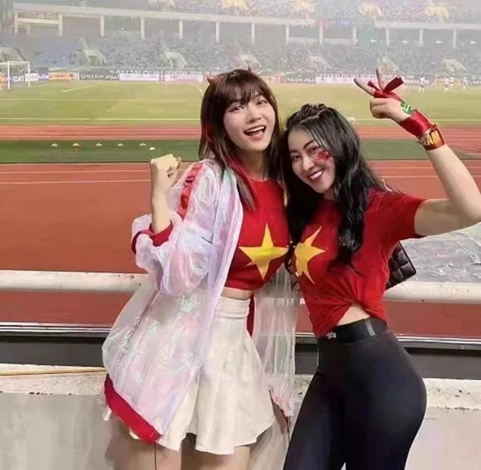 3-1后2-0！越南足球大获全胜，董路发越南高颜值女球迷照片，扎心
