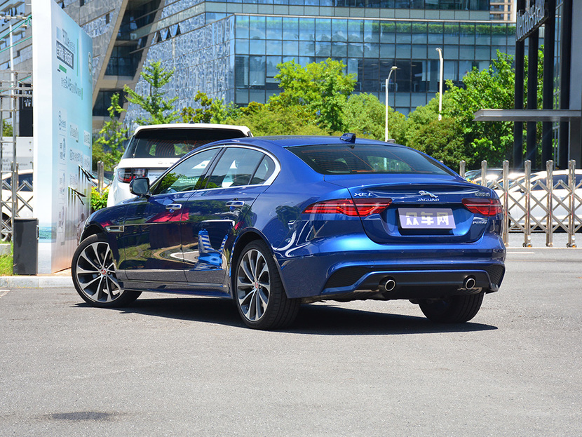 讲究效率 有里有面儿 春节假期返乡用车推荐休闲区蓝鸢梦想 - Www.slyday.coM 讲究效率 有里有面儿 春节假期返乡用车推荐休闲区蓝鸢梦想 - Www.slyday.coM