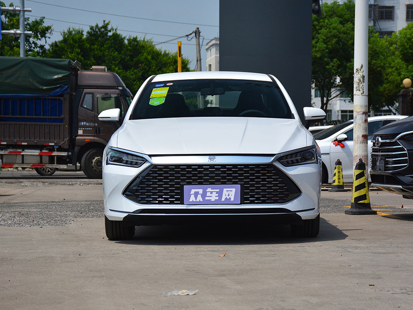 讲究效率 有里有面儿 春节假期返乡用车推荐休闲区蓝鸢梦想 - Www.slyday.coM 讲究效率 有里有面儿 春节假期返乡用车推荐休闲区蓝鸢梦想 - Www.slyday.coM