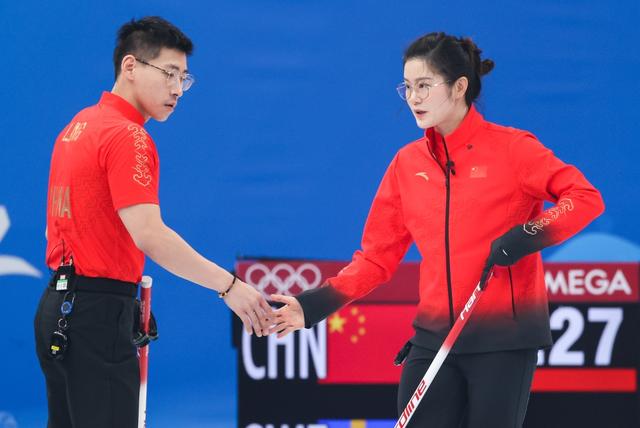 1分之差惜败!冰壶混双循环赛中国组合6:7不敌瑞典休闲区蓝鸢梦想 - Www.slyday.coM 1分之差惜败!冰壶混双循环赛中国组合6:7不敌瑞典休闲区蓝鸢梦想 - Www.slyday.coM