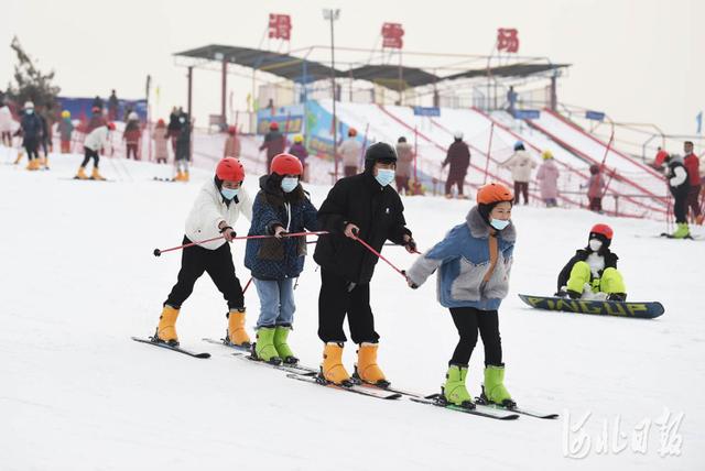 河北邢台南和区:上冰雪 迎冬奥|邢台市|河北省|滑雪场_新浪新闻