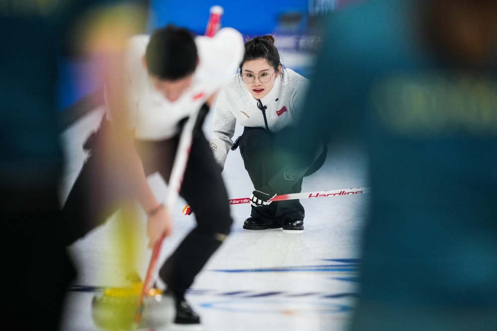 凌智/范苏圆组合两连胜!冰壶混双中国6:5险胜澳大利亚休闲区蓝鸢梦想 - Www.slyday.coM 凌智/范苏圆组合两连胜!冰壶混双中国6:5险胜澳大利亚休闲区蓝鸢梦想 - Www.slyday.coM