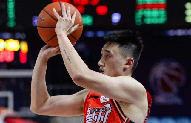 北京阵容彻底完整,周琦澳洲很开心,李京龙遭遇伤病