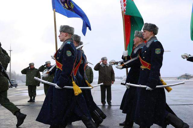 演习还是要入侵乌克兰？3万俄军进入白<a href=