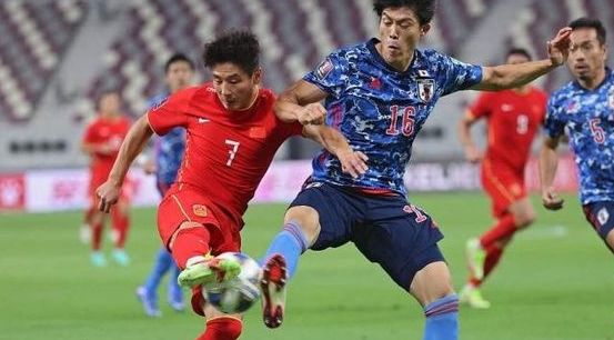 国足1-3输越南创纪录,范志毅发声：足球需要仪式感凝聚力和传承