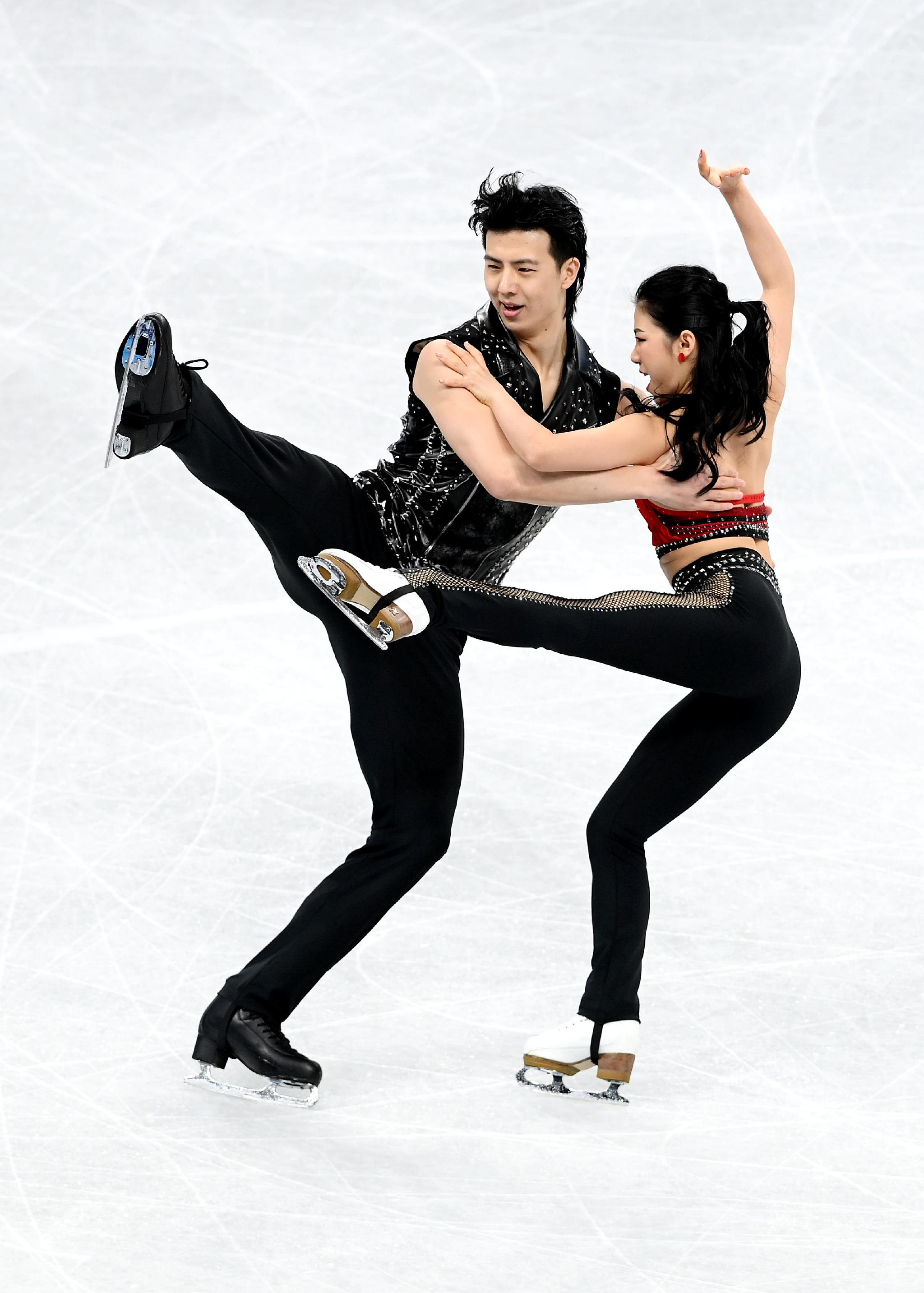 中国“马达引擎”组合获赛季最高分,花滑团体冰舞韵律舞排第五休闲区蓝鸢梦想 - Www.slyday.coM 中国“马达引擎”组合获赛季最高分,花滑团体冰舞韵律舞排第五休闲区蓝鸢梦想 - Www.slyday.coM