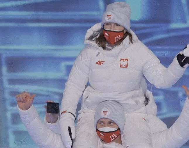 震撼!北京冬奥会开幕式太美太惊艳,这就是中国人的浪漫!休闲区蓝鸢梦想 - Www.slyday.coM 震撼!北京冬奥会开幕式太美太惊艳,这就是中国人的浪漫!休闲区蓝鸢梦想 - Www.slyday.coM