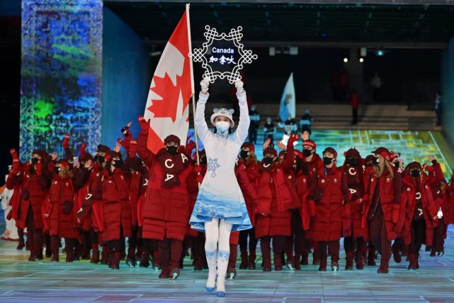 谷爱凌胸前的国徽，熠熠生辉！<a href=