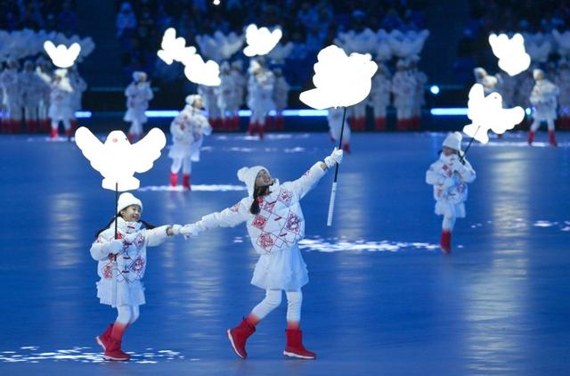 萌他们大赞孩子们是冬奥会开幕式高光时刻