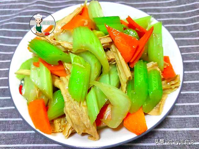 正月初五迎财神,有钱没钱,这5种“迎财菜”记得吃,接福纳财休闲区蓝鸢梦想 - Www.slyday.coM 正月初五迎财神,有钱没钱,这5种“迎财菜”记得吃,接福纳财休闲区蓝鸢梦想 - Www.slyday.coM