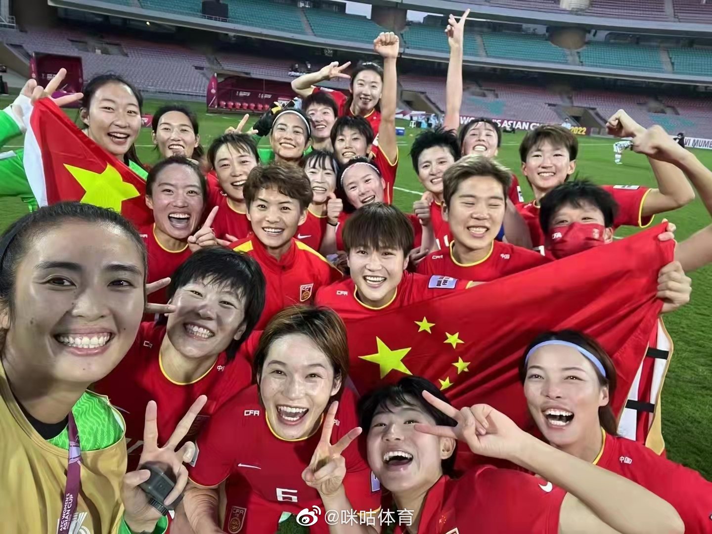 中国女足3比2<a href=