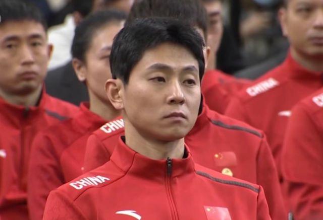 骆明贺晓龙呼吁：速滑队请两位<a href=