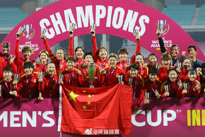 中国女足3比2<a href=