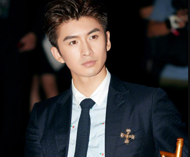 众星祝贺中国女足夺冠！潘粤明配<a href=