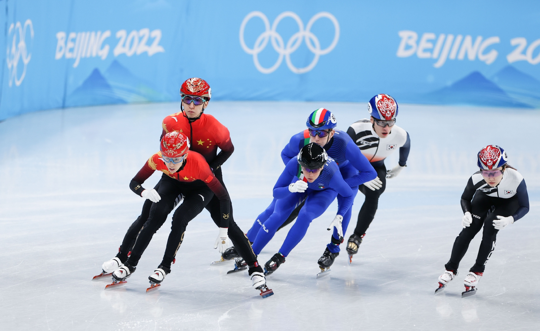 北京冬奥会·短道速滑|合理判罚·阵容调整·头号功臣——揭秘中国短道队斩获首金的背后休闲区蓝鸢梦想 - Www.slyday.coM 北京冬奥会·短道速滑|合理判罚·阵容调整·头号功臣——揭秘中国短道队斩获首金的背后休闲区蓝鸢梦想 - Www.slyday.coM