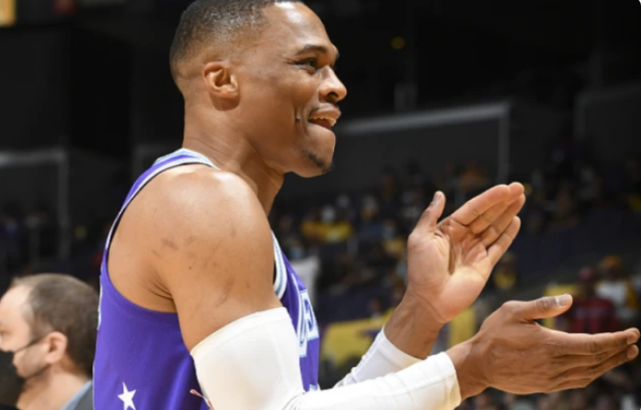 湖人大逆转加时战胜尼克斯,蒙克表现像顶薪而威少表现像底薪休闲区蓝鸢梦想 - Www.slyday.coM 湖人大逆转加时战胜尼克斯,蒙克表现像顶薪而威少表现像底薪休闲区蓝鸢梦想 - Www.slyday.coM