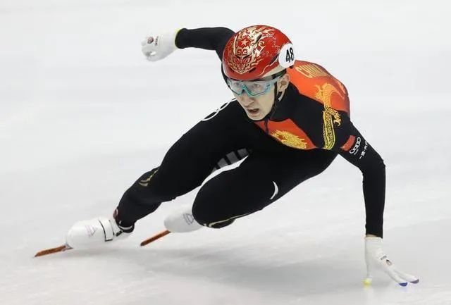 中国队首金诞生!武大靖赛后掩面痛哭:这4年,经历的太多了休闲区蓝鸢梦想 - Www.slyday.coM 中国队首金诞生!武大靖赛后掩面痛哭:这4年,经历的太多了休闲区蓝鸢梦想 - Www.slyday.coM