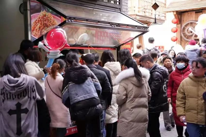 温暖过年嘉游赣丨大年初六抓住假期最后一波“热”,嗨玩龙虎山!休闲区蓝鸢梦想 - Www.slyday.coM 温暖过年嘉游赣丨大年初六抓住假期最后一波“热”,嗨玩龙虎山!休闲区蓝鸢梦想 - Www.slyday.coM