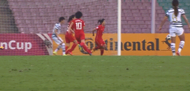 泪奔！中国女足用身体挡出<a href=