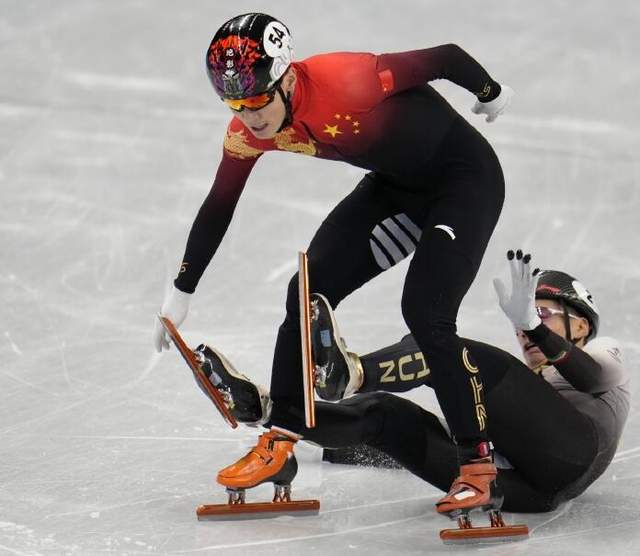 刘少林社媒被围攻！犯规遭喷动作危险，网友举证：<a href=