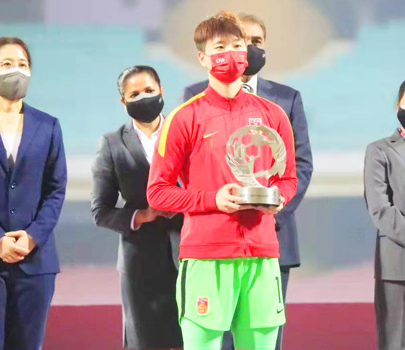 变阵神来之笔！中国女足上演“乾坤大挪移”，仅用27分钟击溃<a href=