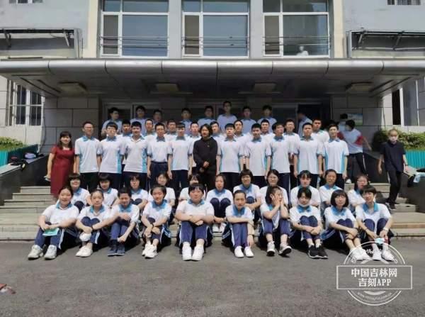 从吉林走出去的小将苏翊鸣冬奥会夺得银牌!母校老师表达祝贺 讲述童年趣事休闲区蓝鸢梦想 - Www.slyday.coM 从吉林走出去的小将苏翊鸣冬奥会夺得银牌!母校老师表达祝贺 讲述童年趣事休闲区蓝鸢梦想 - Www.slyday.coM