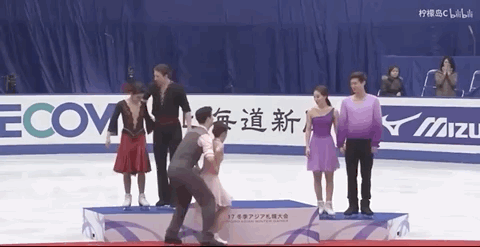 c1ef-5dde69c194332ef7028b106a4f9fa005.gif