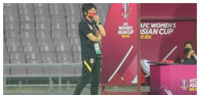 中国女足击败<a href=