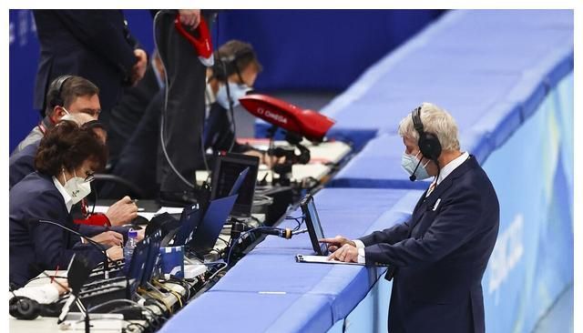 奇怪的是，当<a href=