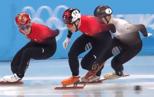 任子威制造名场面：安贤洙微笑，<a href=