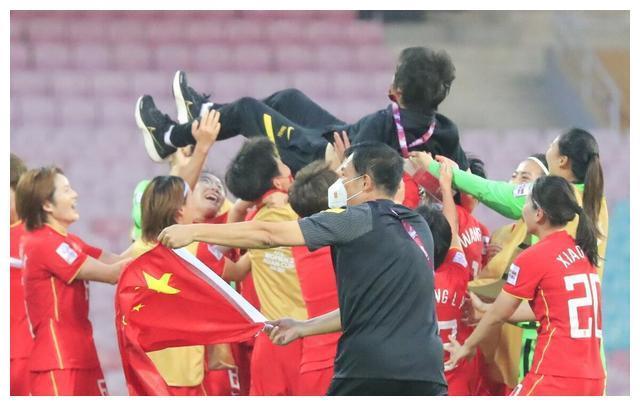 央视采访中国女足，王霜：看到绝杀<a href=