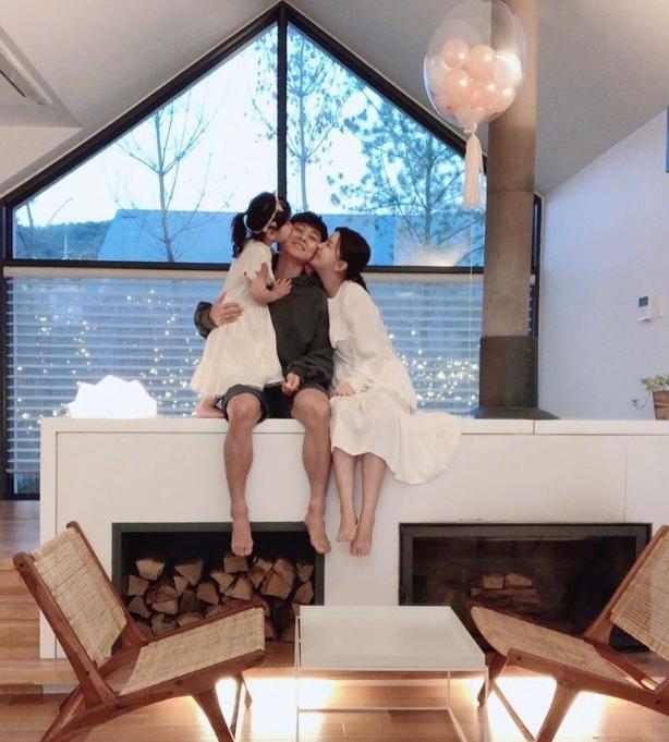 安贤洙深夜发文，不满<a href=