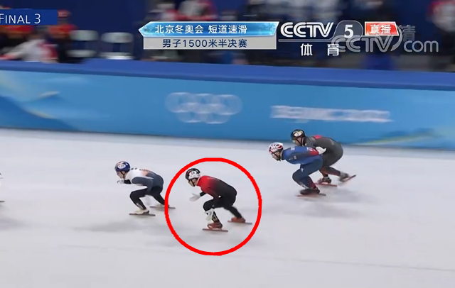 意外！任子威被判犯规，取消成绩无缘决赛，摊手不满<a href=