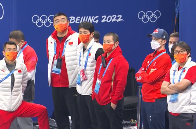 证据确凿！任子威犯规动作明显，摊手抱怨<a href=