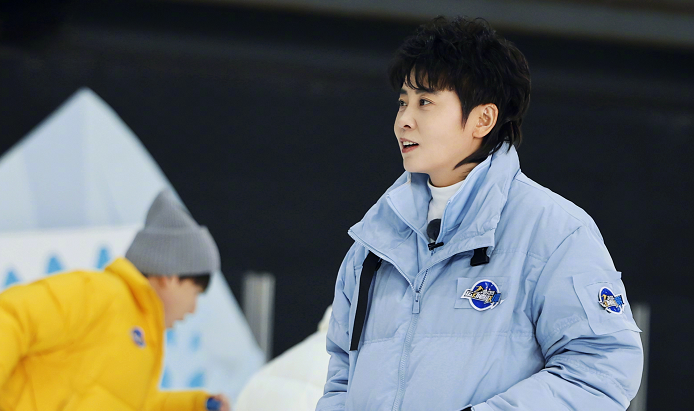 王濛又火了！收谷爱凌礼物，怒斥孙龙态度，大气祝贺<a href=