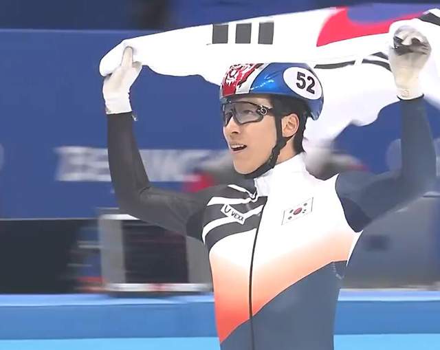 0.035秒！黄大宪惊险夺<a href=