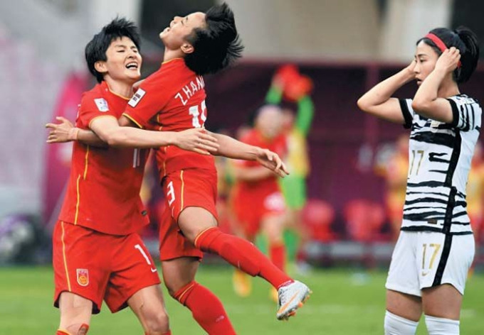 这么矮还头球破门？张琳艳笑谈自己被调侃！记者：<a href=