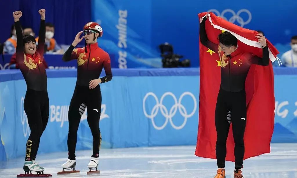 匈利亚、<a href=