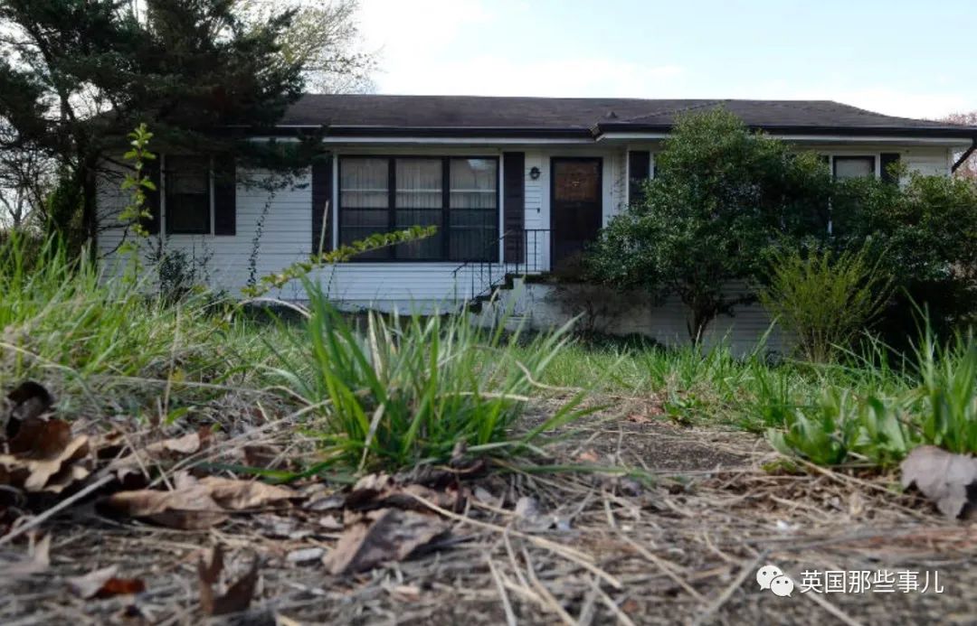 老太太"消失"两年无人察觉,被找到时,她还坐在桌边,却已成了木乃伊…休闲区蓝鸢梦想 - Www.slyday.coM 老太太"消失"两年无人察觉,被找到时,她还坐在桌边,却已成了木乃伊…休闲区蓝鸢梦想 - Www.slyday.coM