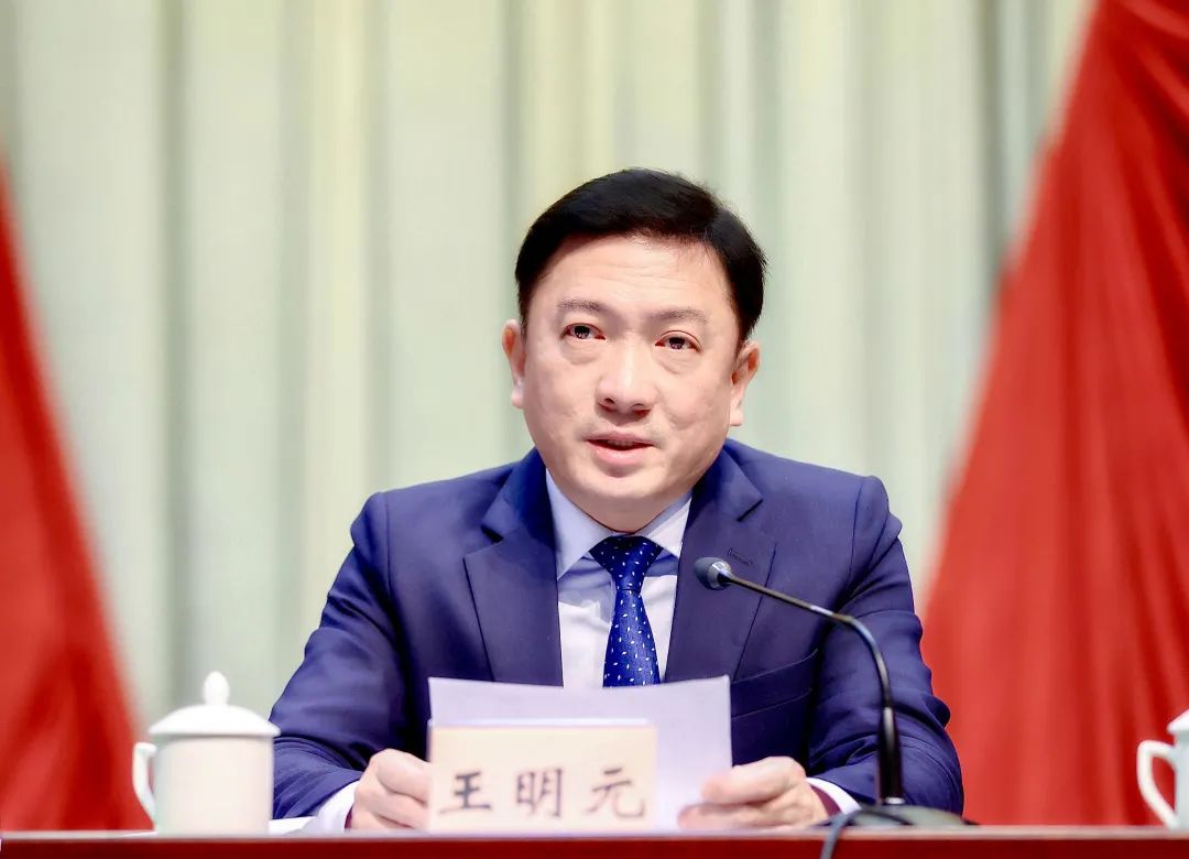 市委副书记,市长王明元具体部署"五个年"活动他指出"晋江经验"20周年