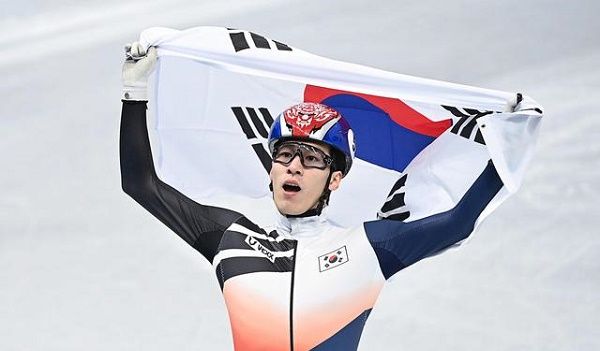 黄大宪夺1500米金牌，没有内讧、脏动作实至名归，<a href=