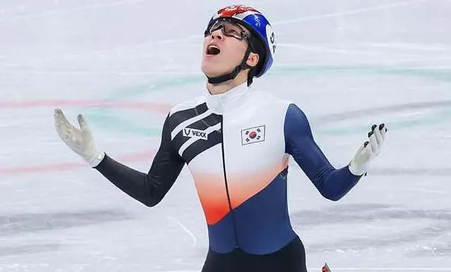 黄大宪犯规<a href=